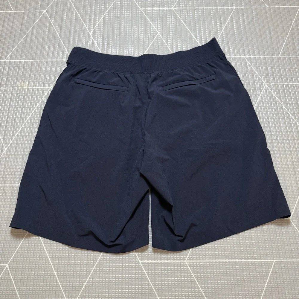 Athleta Brooklyn Bermuda Short 12 Black 9